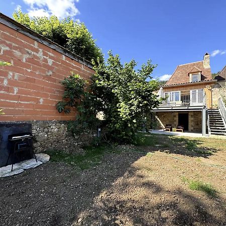 L'Epicerie De Bezenac Villa Bagian luar foto